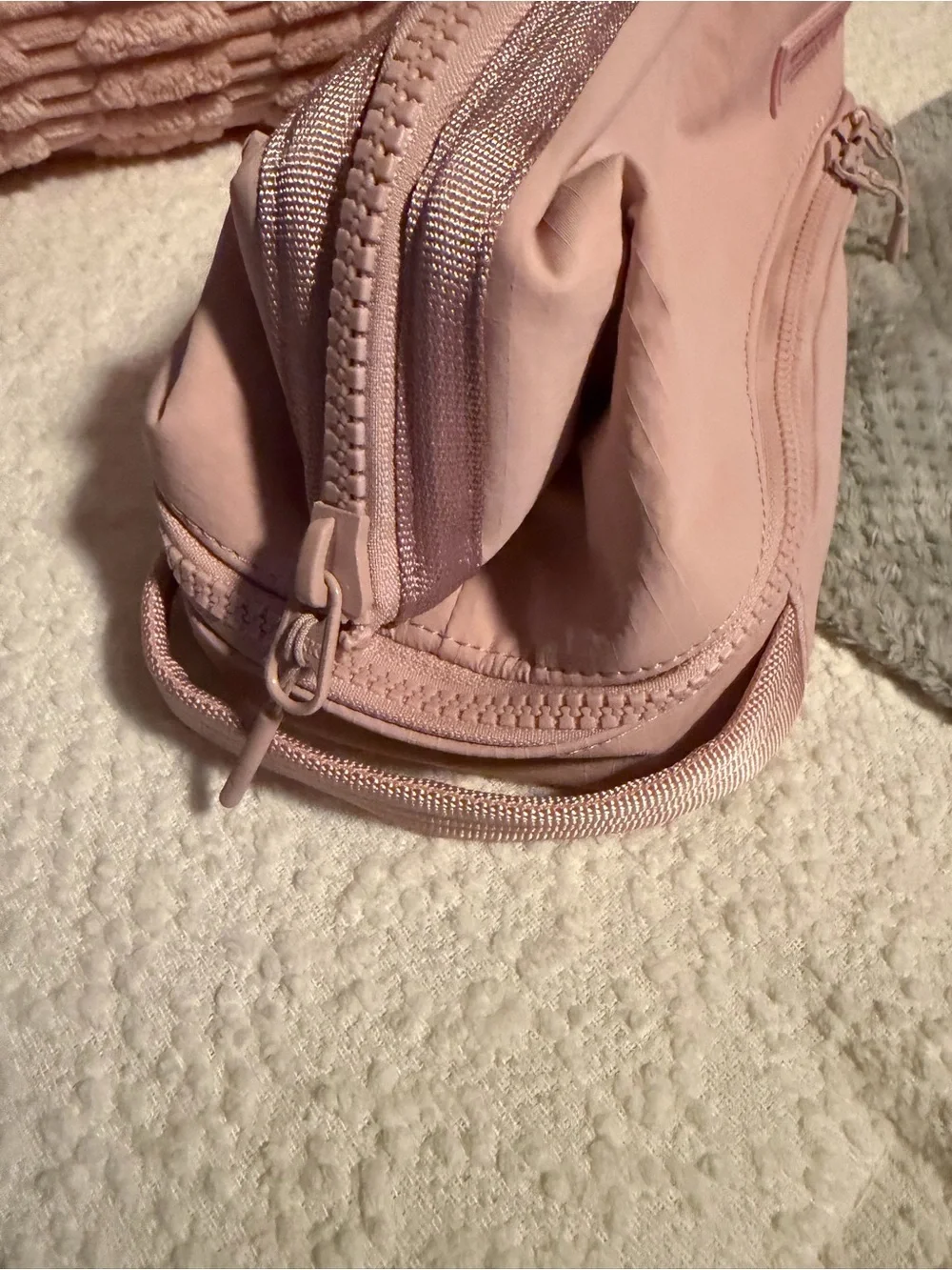 lululemon soft blush pink travel dopp kit